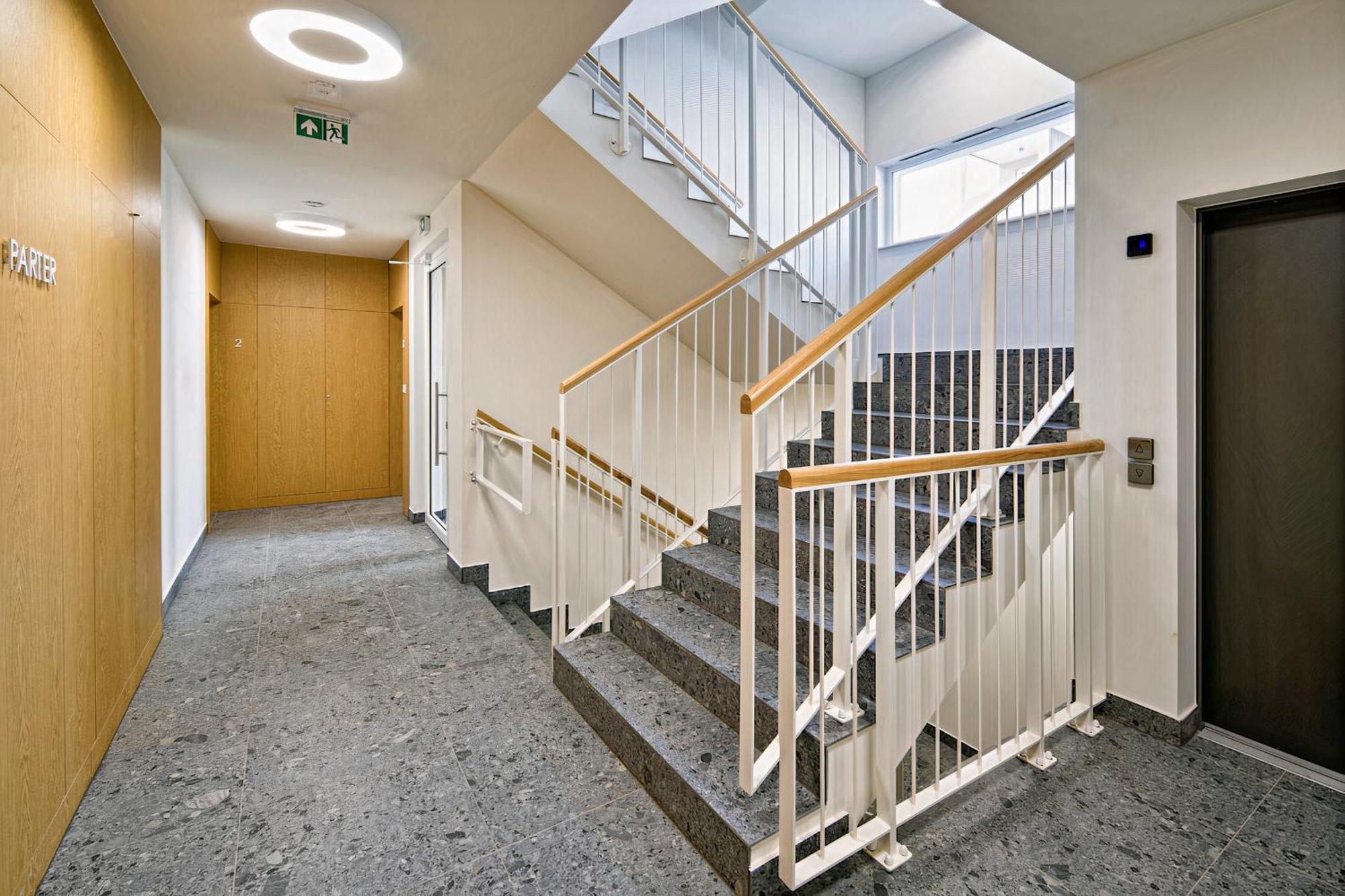 Stylish Urban Retreat By Ur4n! Krasków
